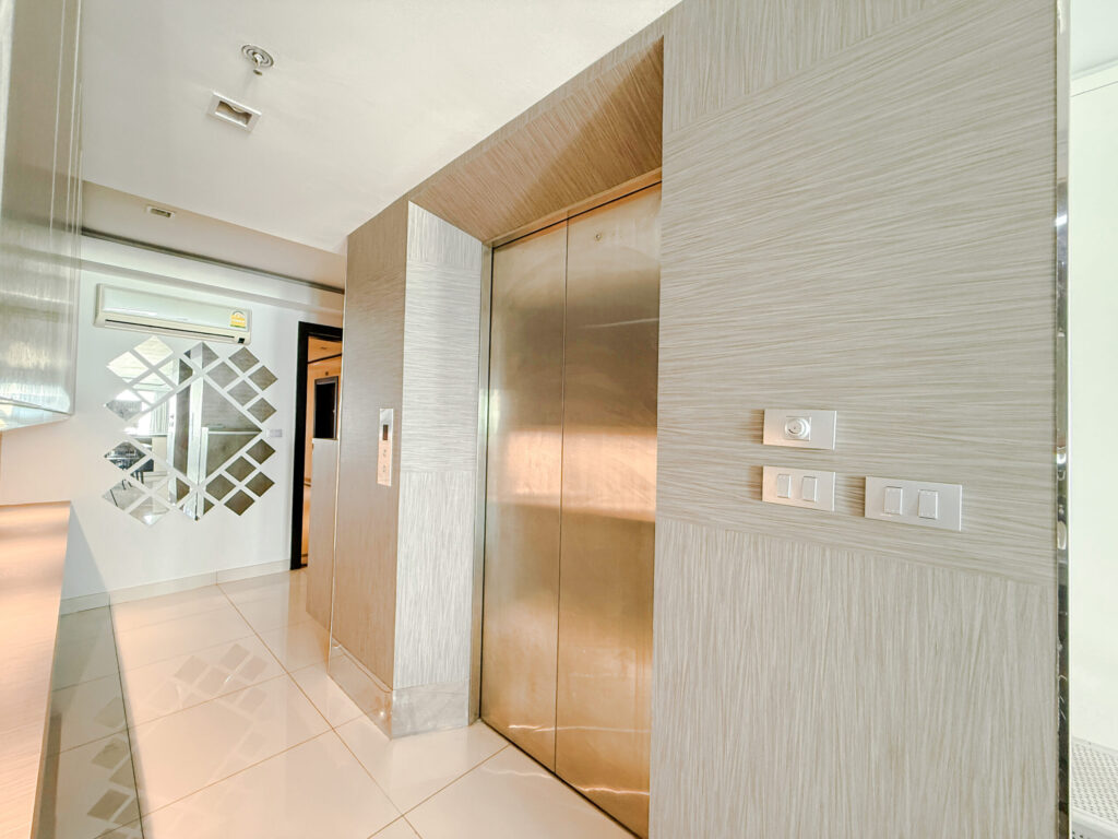 1 bedroom 48m2 in Wongamat Tower Condo