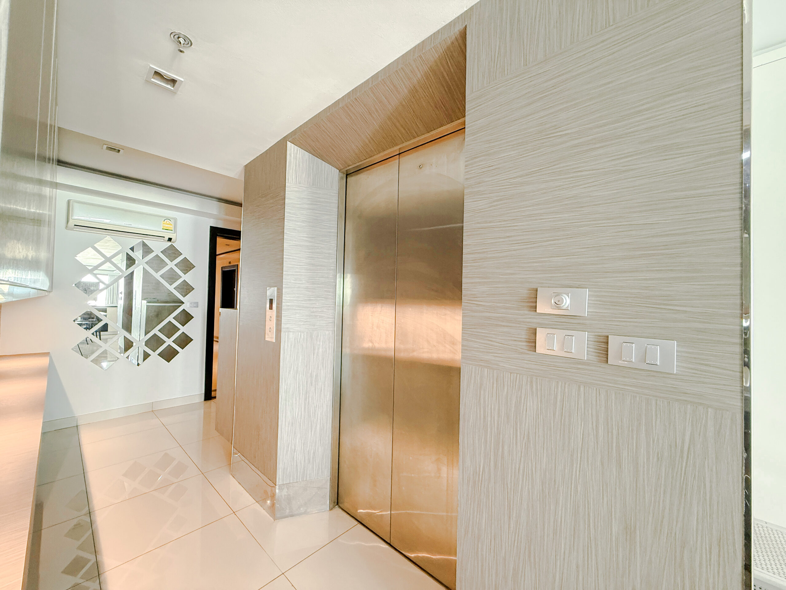 1 bedroom 48m2 in Wongamat Tower Condo