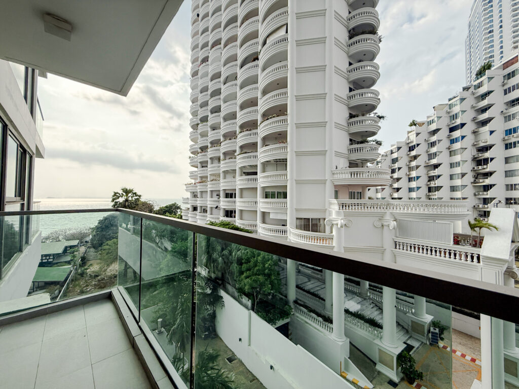 Студия 43м2 в Wongamat Tower Condo