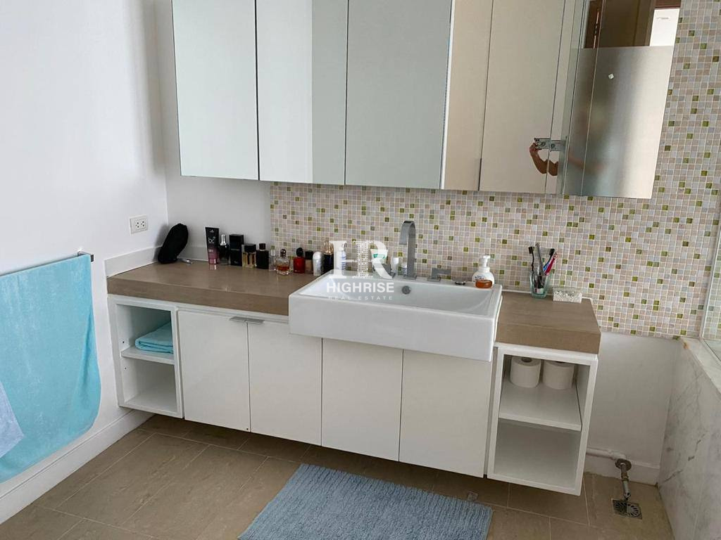 Квартира с 3-мя спальнями 130м2 в Northpoint Condo