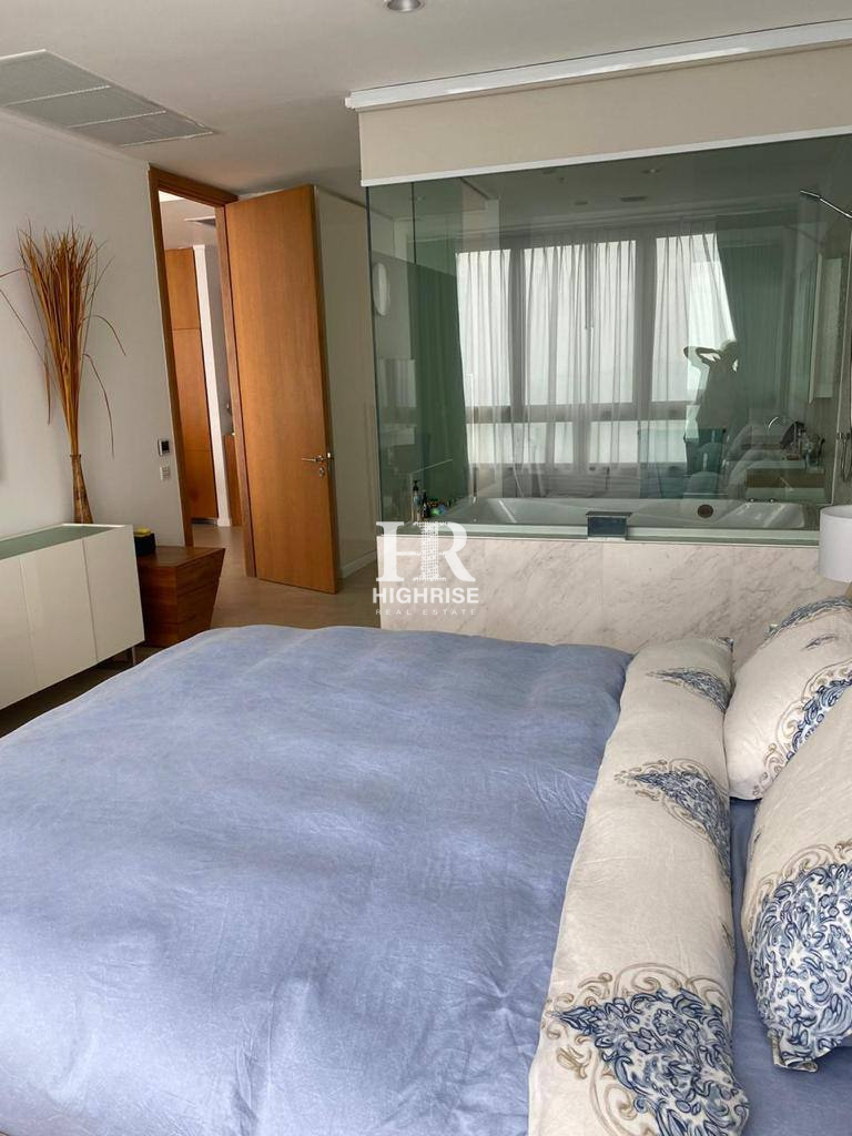 Квартира с 3-мя спальнями 130м2 в Northpoint Condo