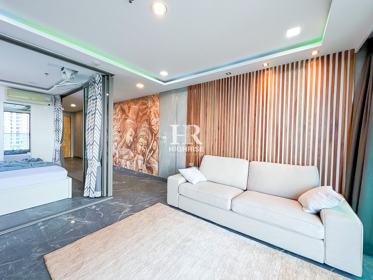 Квартира с 1-й спальней 47м2 в Wongamat Tower Condo