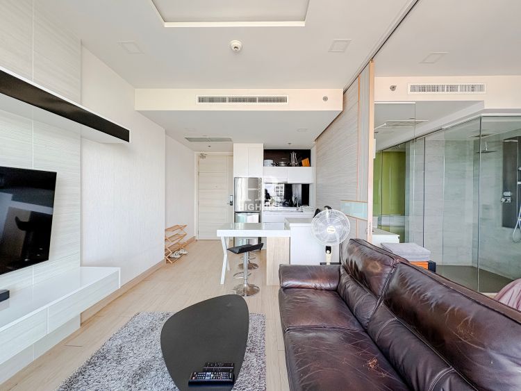 Квартира с 1-й спальней 40,5м2 в Cetus Beachfront Condominium
