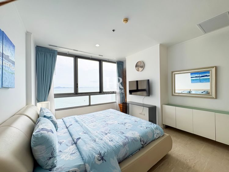 Квартира с 3-мя спальнями 130м2 в Northpoint Condo