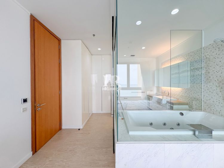 Квартира с 3-мя спальнями 130м2 в Northpoint Condo