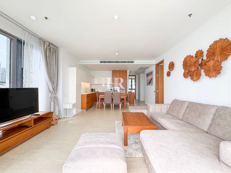 Квартира с 3-мя спальнями 130м2 в Northpoint Condo