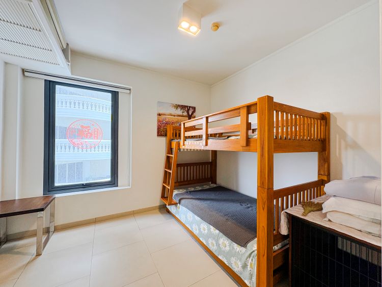 2 bedroom 100m2 in Zire Wongamat