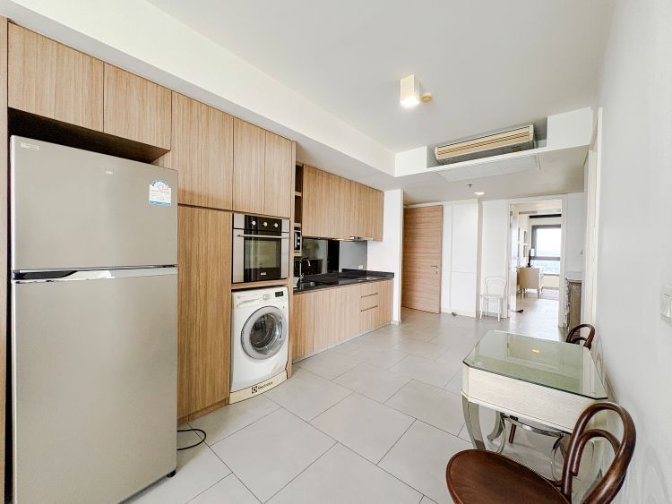 2 bedroom 100m2 in Zire Wongamat