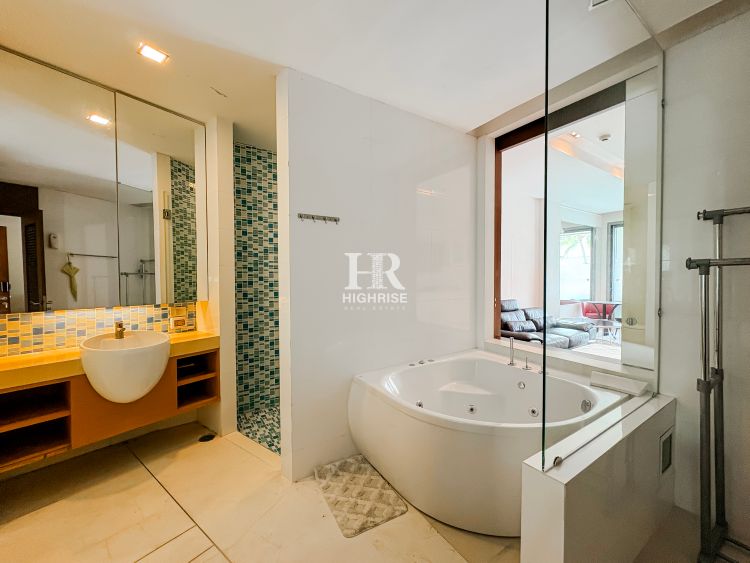 Studio 78m2 in Ananya Beachfront Condominium