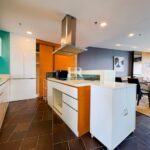 Квартира с 2-мя спальнями 150м2 в Ananya Beachfront Condominium