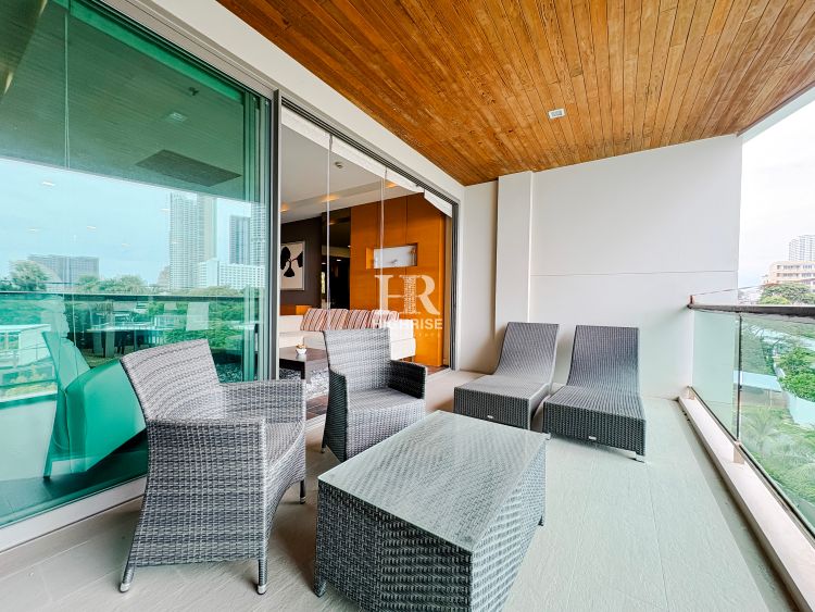 Квартира с 2-мя спальнями 150м2 в Ananya Beachfront Condominium